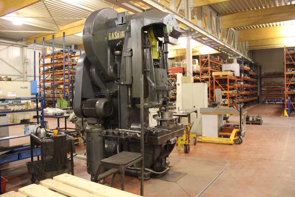 Presses mécaniques de reprise